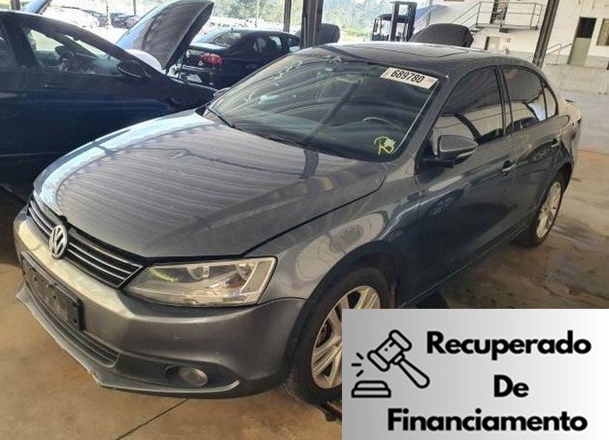 JETTA HIGHLINE 2.0 16V TSI TURBO JETTA HIGHLINE 2.0 16V TSI TURBO